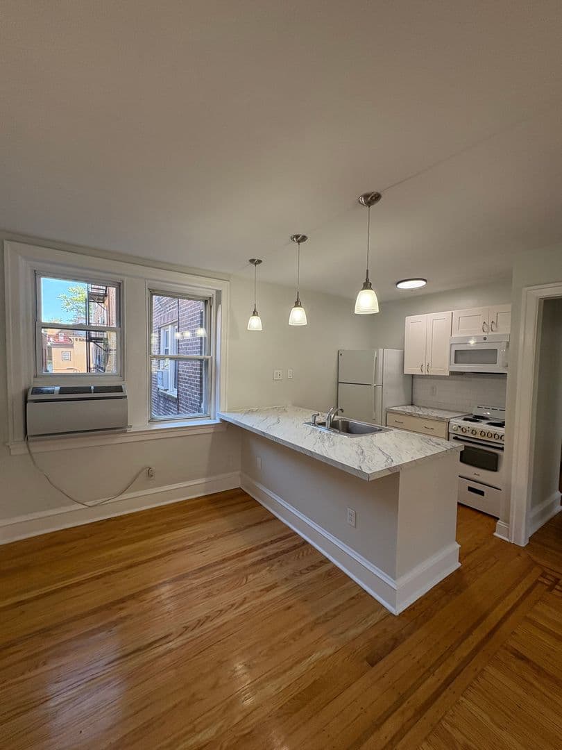 Philadelphia Apartment: 4107 Chester Avenue