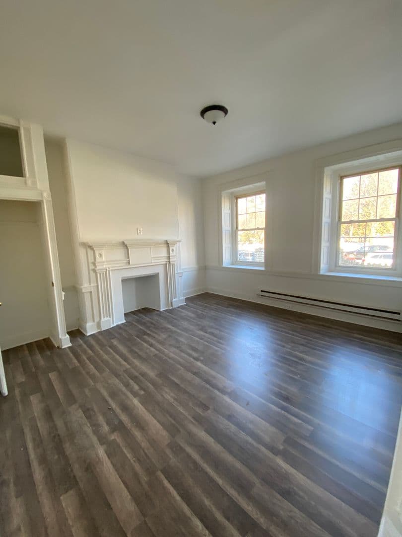Philadelphia Apartment: 4908 Germantown Ave.