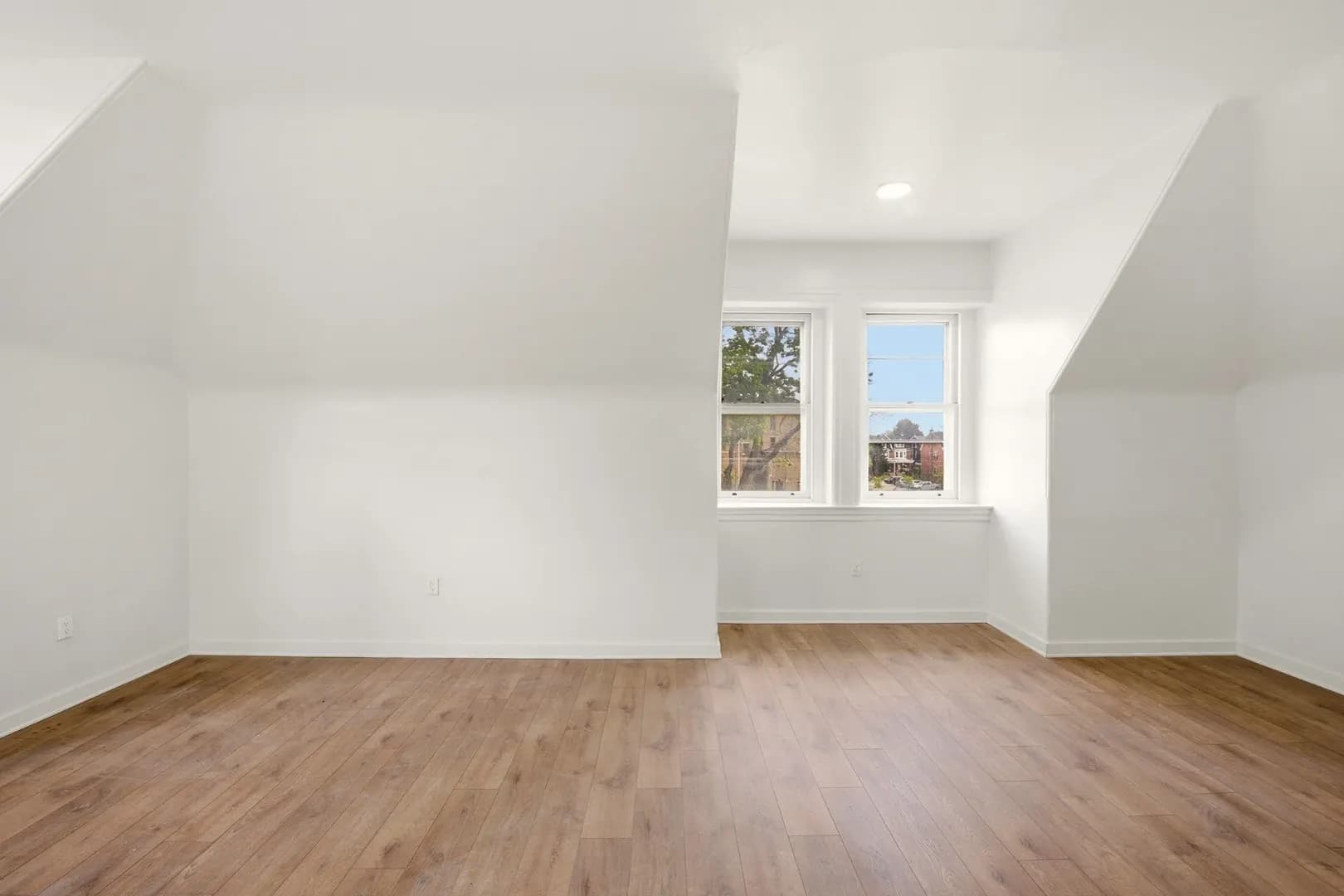 Philadelphia Apartment: 6012 RIdge Ave.