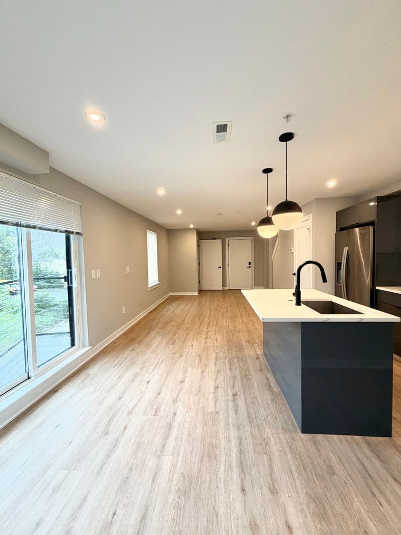 Philadelphia Apartment: 2639 Cecil B. Moore Ave.