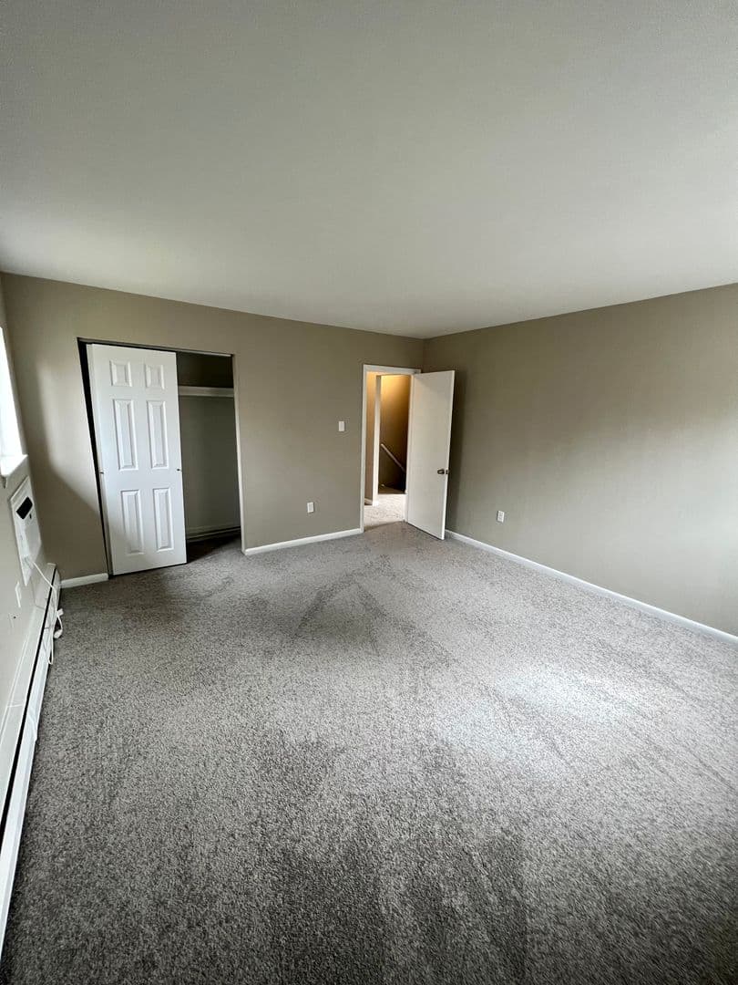Chester Apartment: 500 East 24th Street
