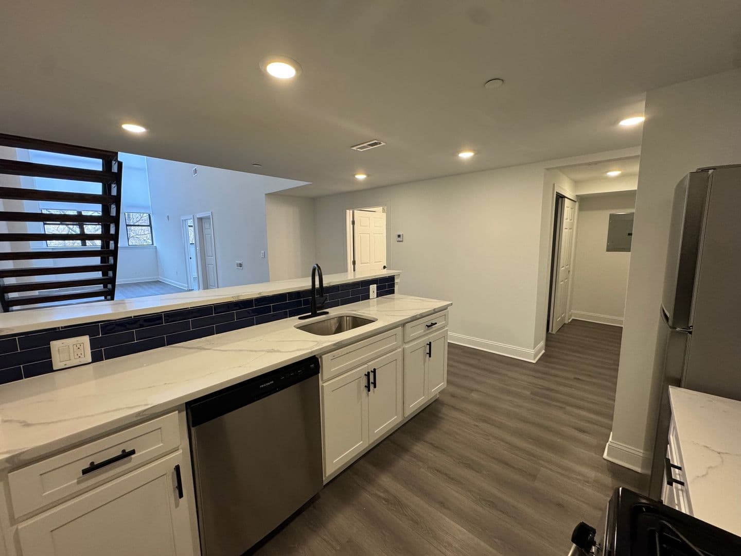 Darby Apartment: 901 Quarry St