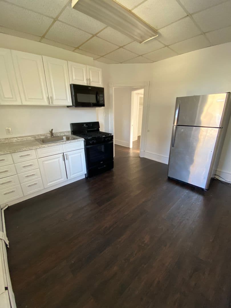 Philadelphia Apartment: 7300 Boyer Street