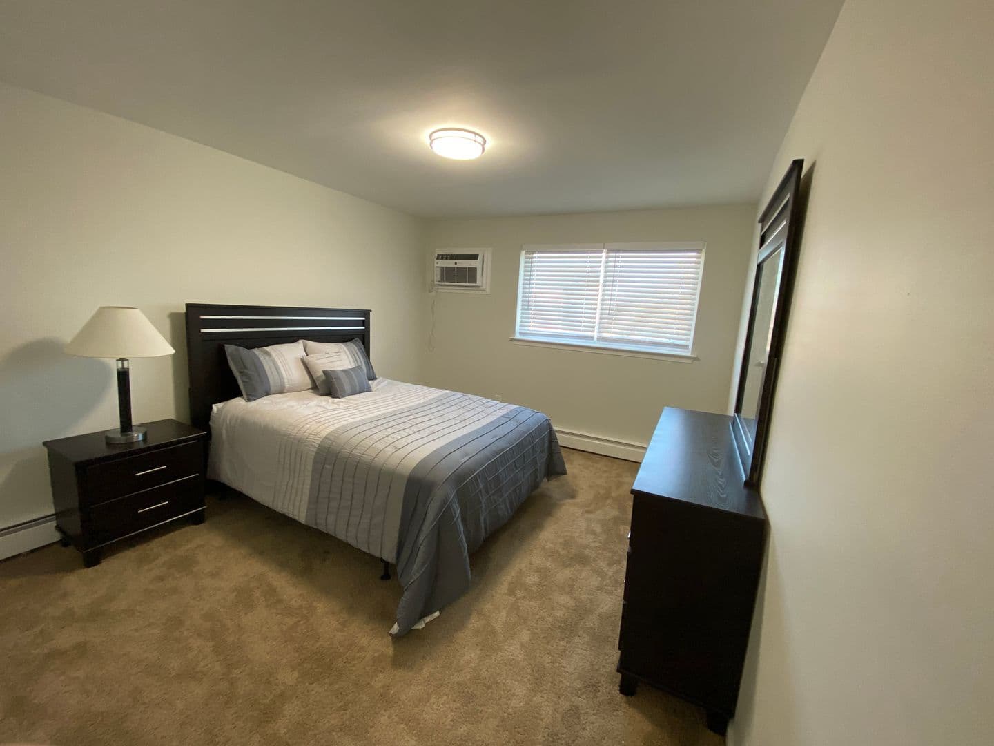 Phoenixville Apartment: 1070 W Bridge St