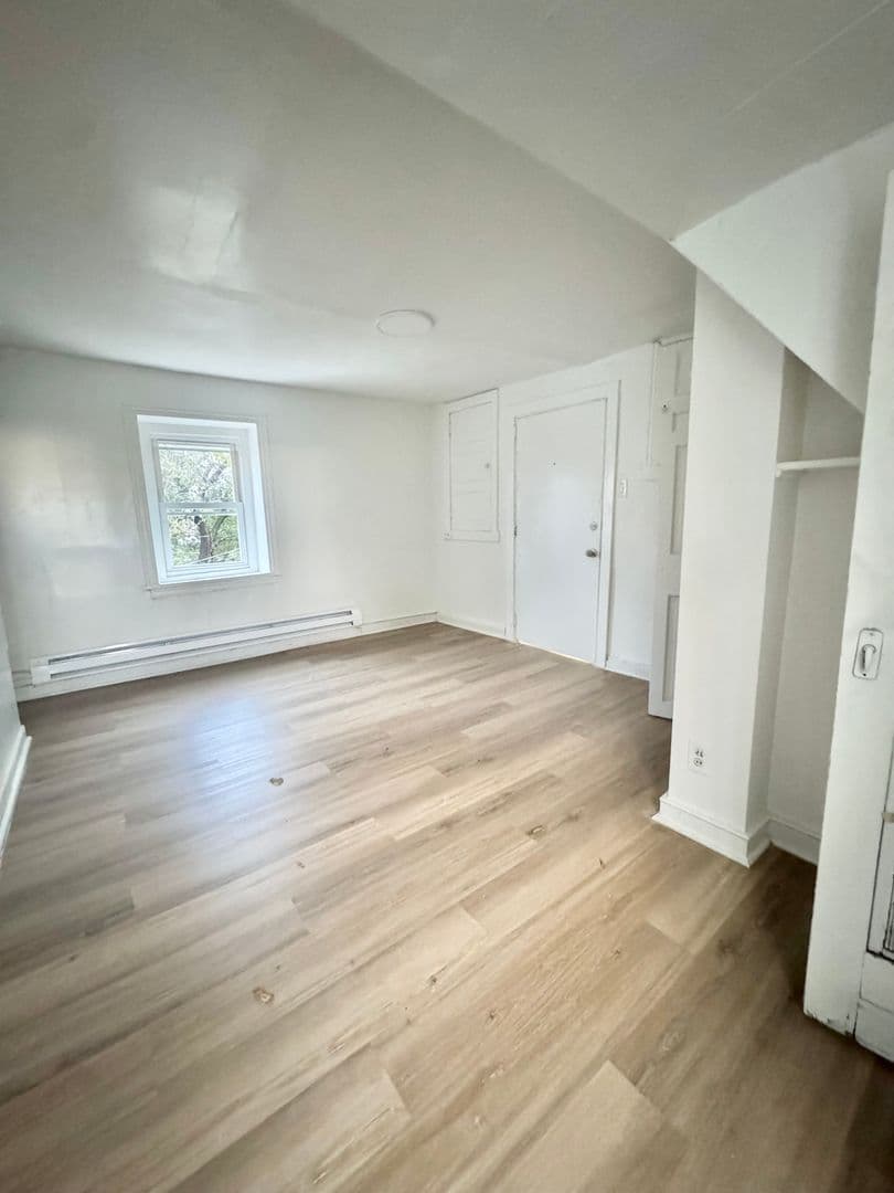 Philadelphia Apartment: 4908 Germantown Ave.