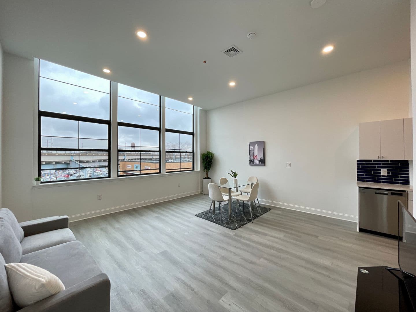 Philadelphia Apartment: 3745 M Street