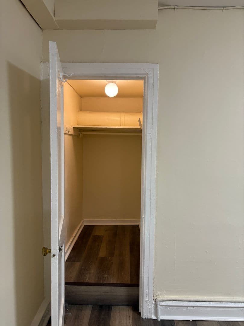 Philadelphia Apartment: 4801-4845 Pine Street