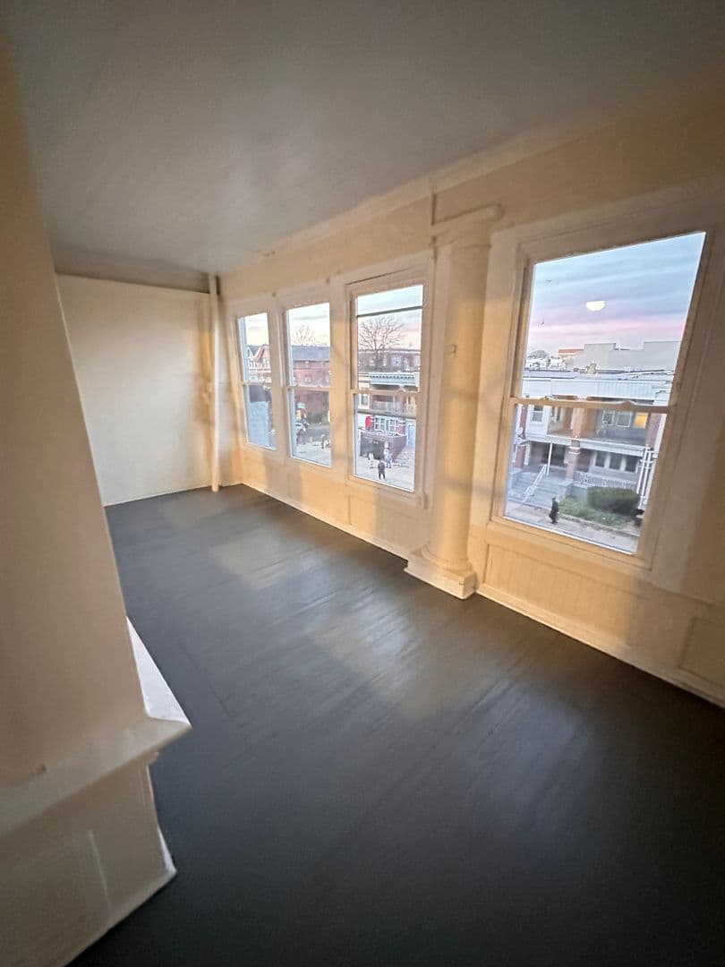 Philadelphia Apartment: 4832-36 Walnut Street