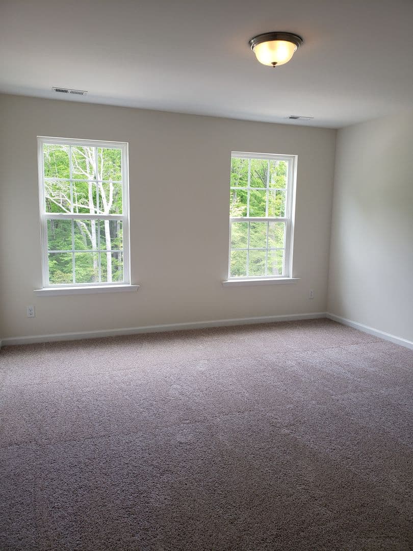 Williamsburg House: 3937 Northridge Street