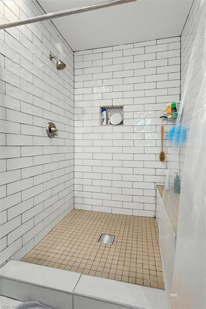 Newport News House: 873 Garrow Road