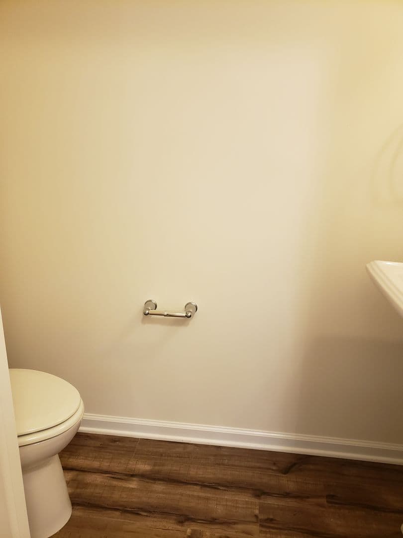 Williamsburg House: 3937 Northridge Street