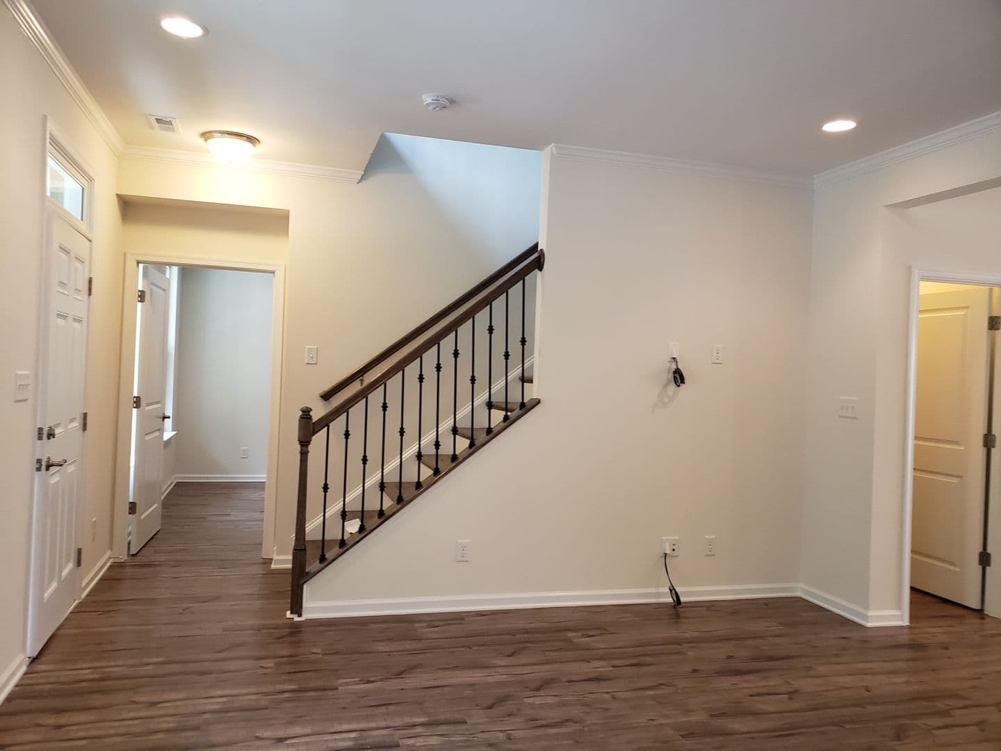 Williamsburg House: 3937 Northridge Street