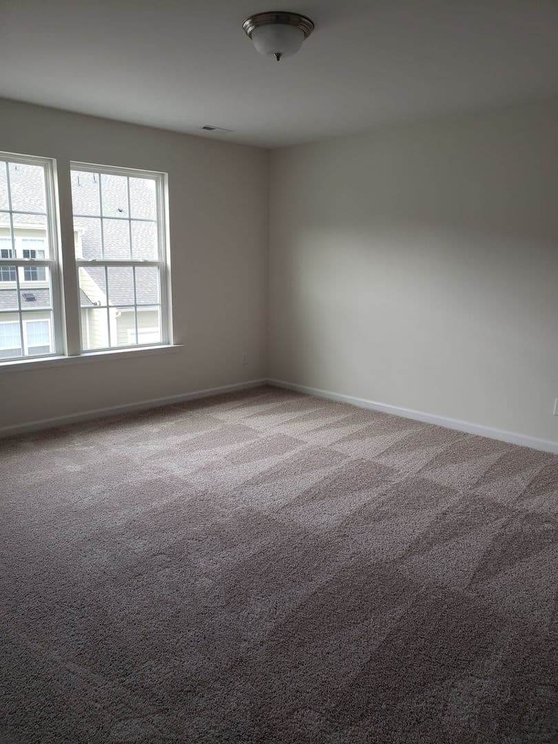 Williamsburg House: 3937 Northridge Street