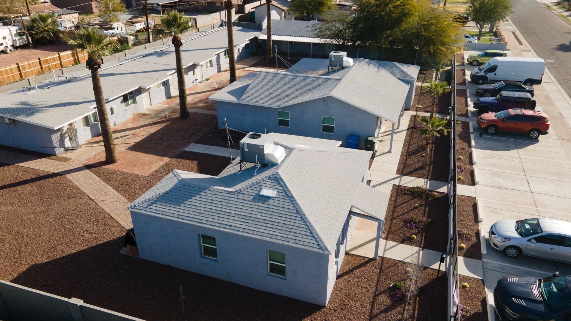 Phoenix Apartment: 206-216 E Jones Avenue