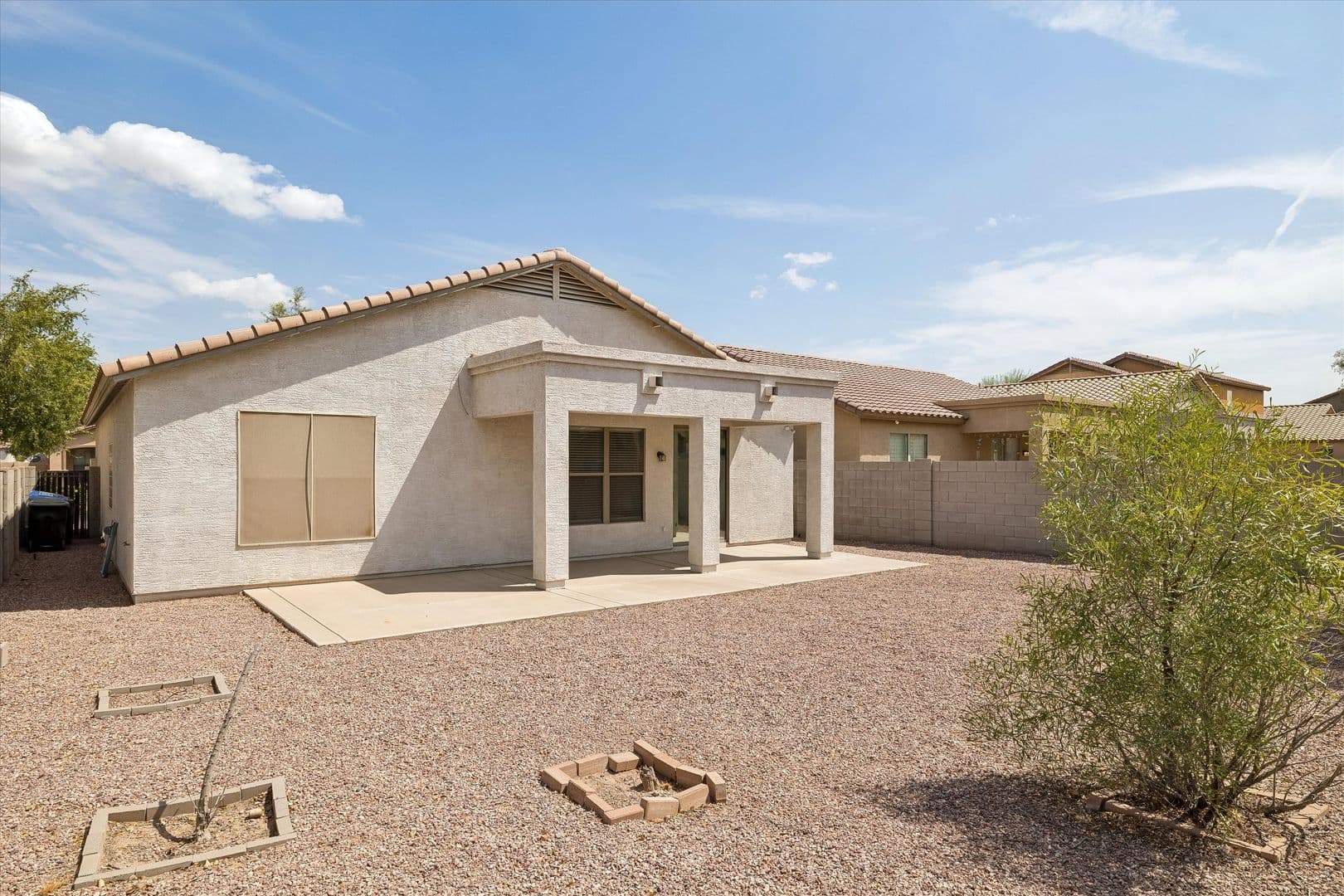 Laveen House: 4323 W T Ryan Lane