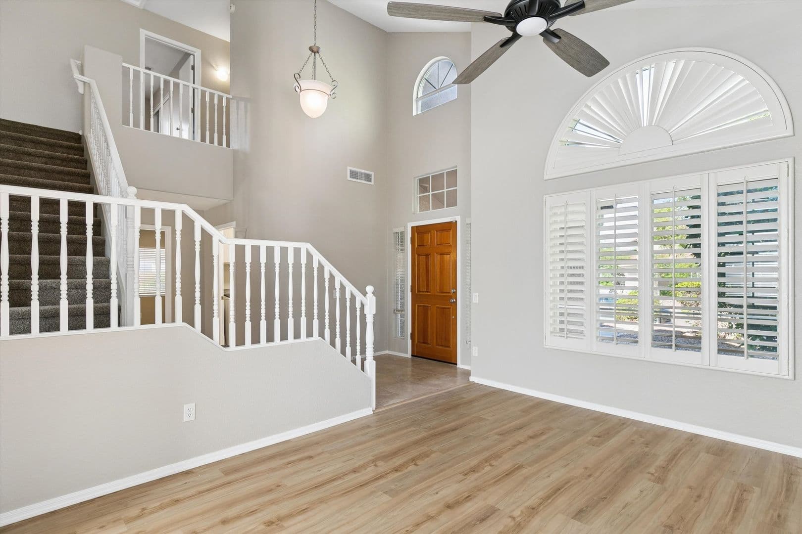 Cave Creek House: 26803 N 43rd Street