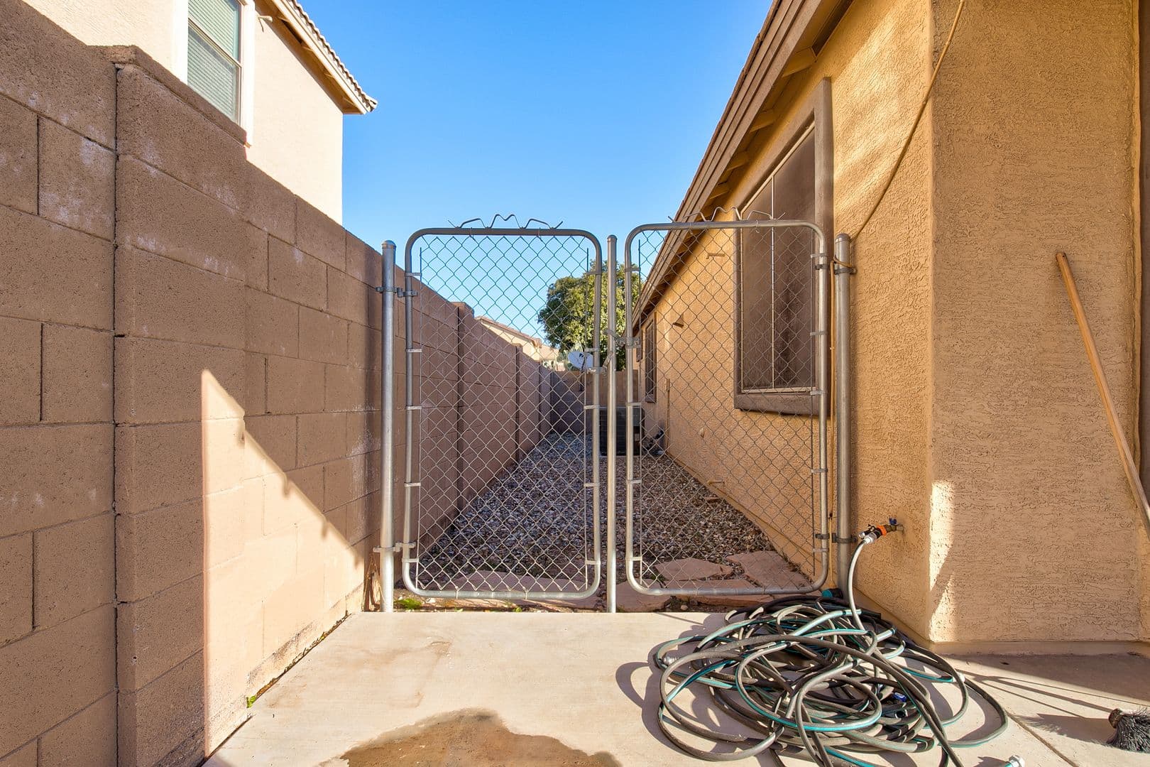 Surprise House: 13643 W Country Gables Drive