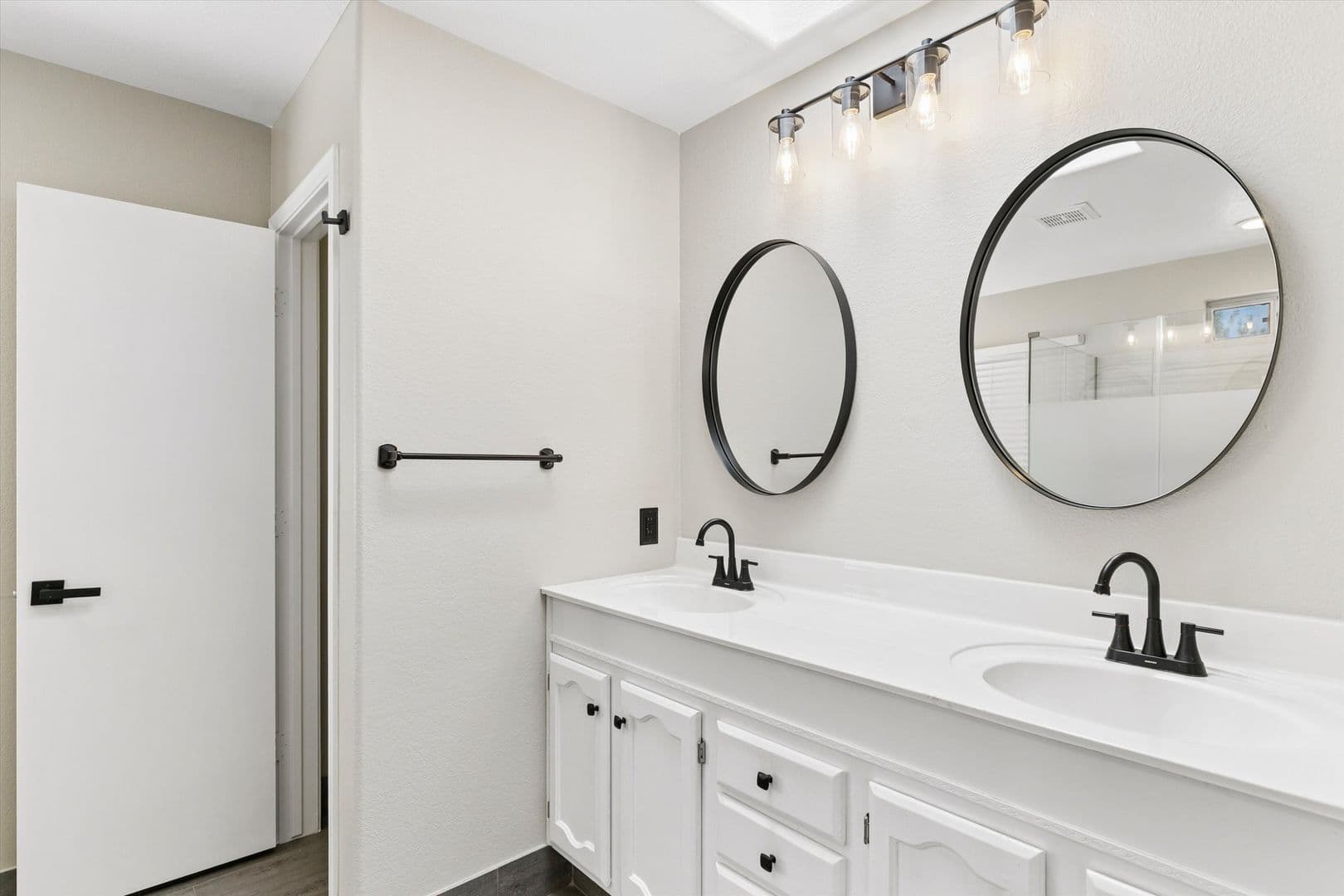 Peoria House: 17857 N 85th lane