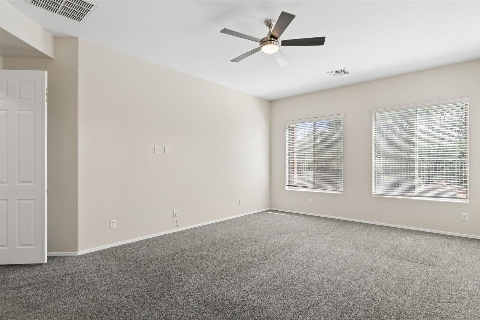 Cave Creek House: 33849 N 43rd Street