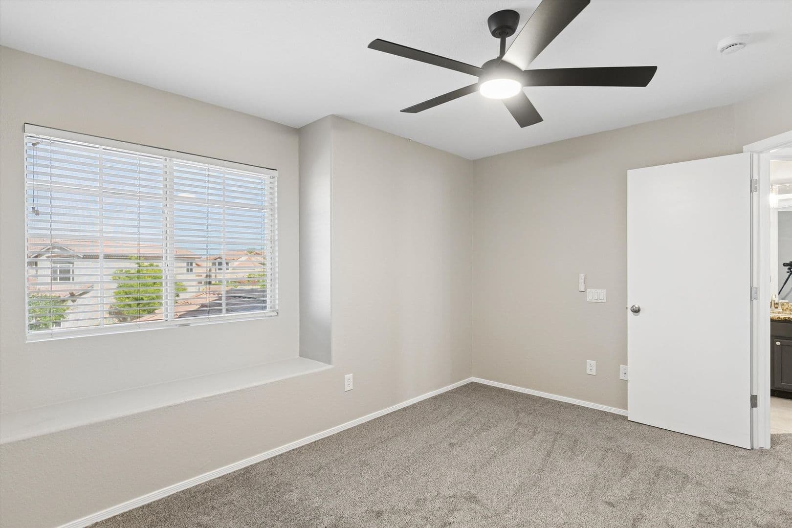 Cave Creek House: 26803 N 43rd Street