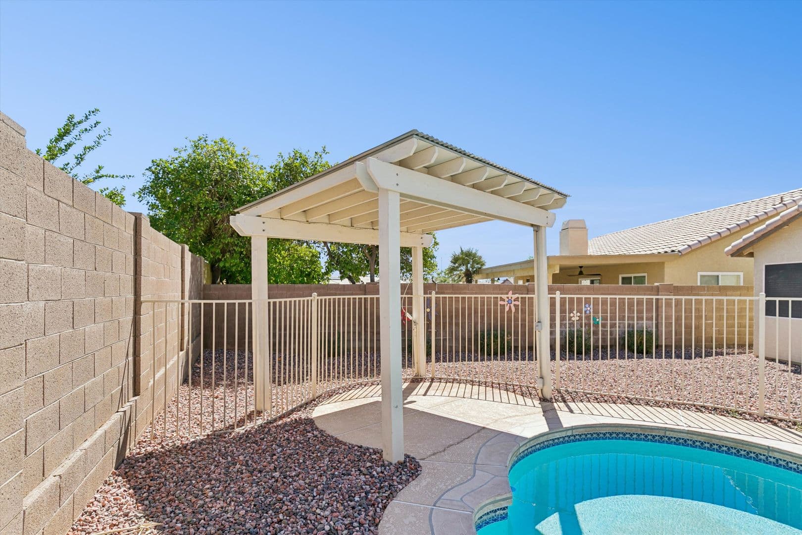 Peoria House: 17857 N 85th lane