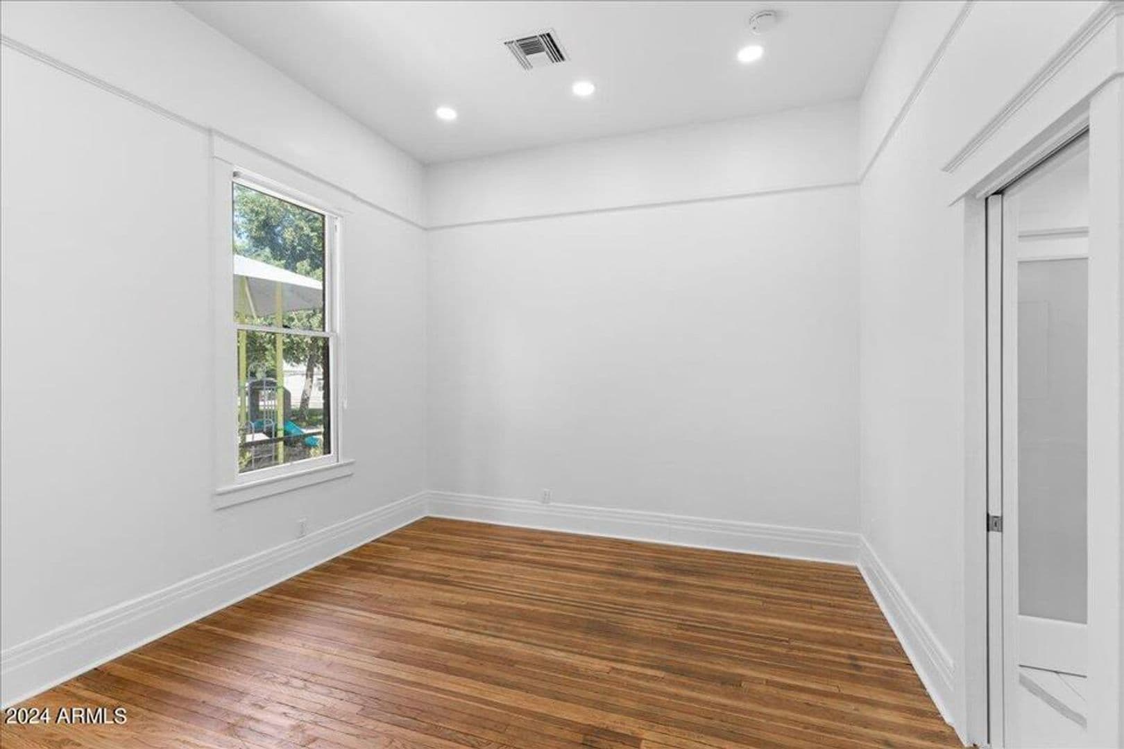 Phoenix House: 825 N 3rd Avenue