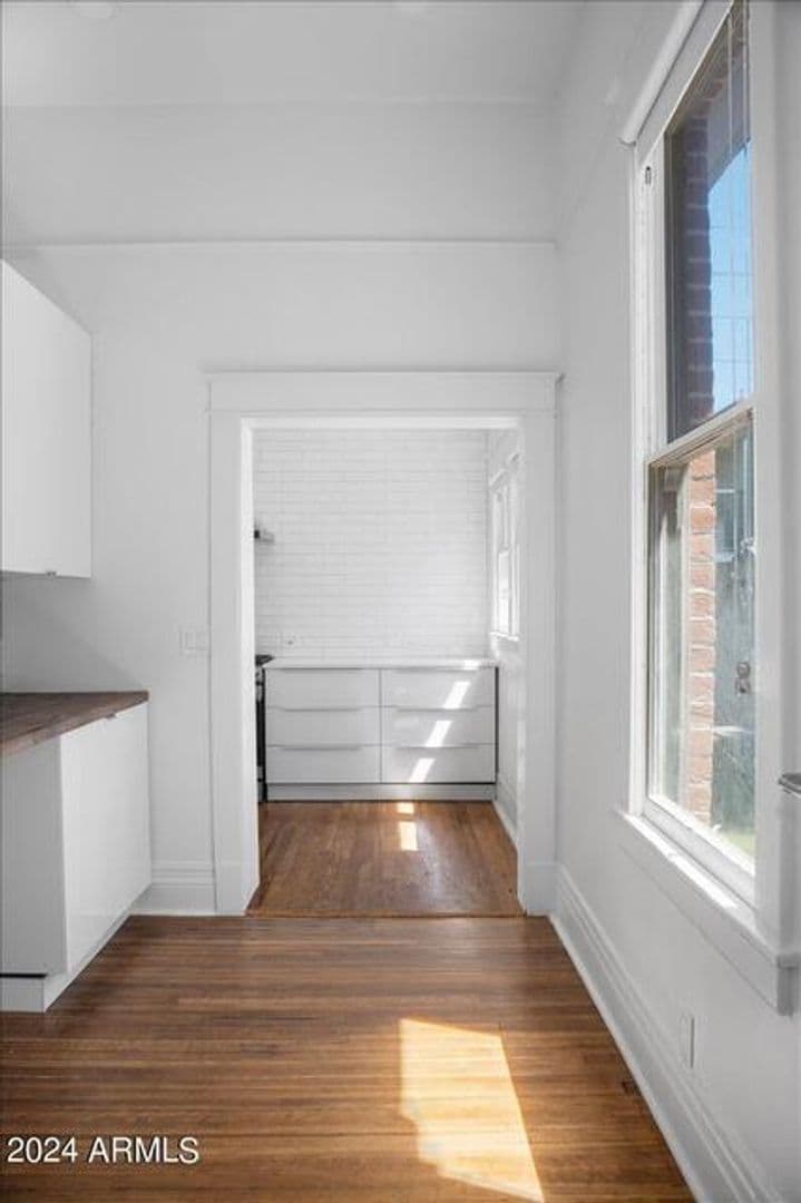 Phoenix House: 825 N 3rd Avenue