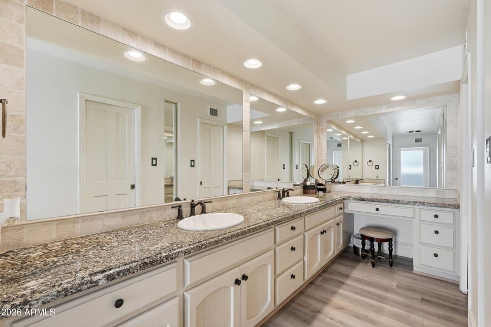 Phoenix House: 3800 E Lincoln Drive
