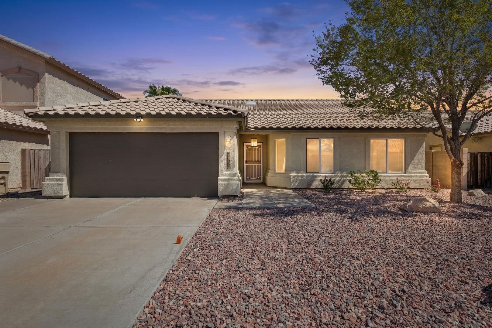 Peoria House: 17857 N 85th lane