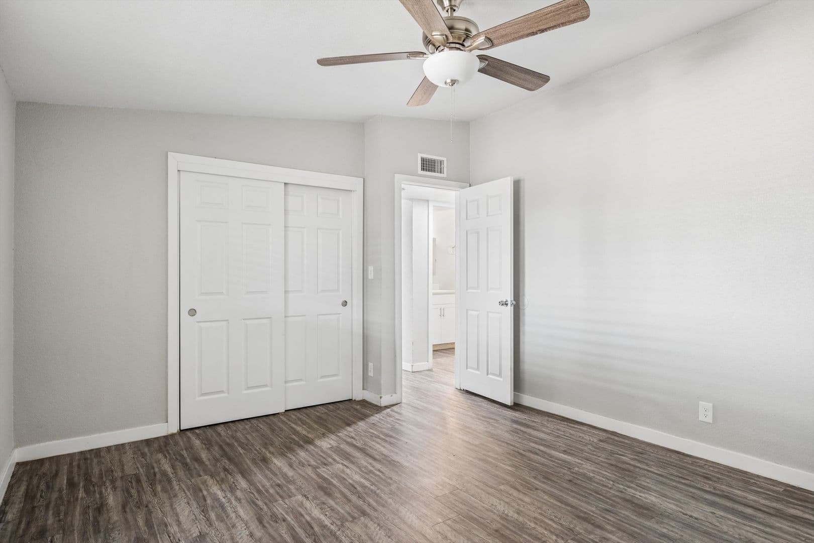 Mesa Apartment: 449 N Williams