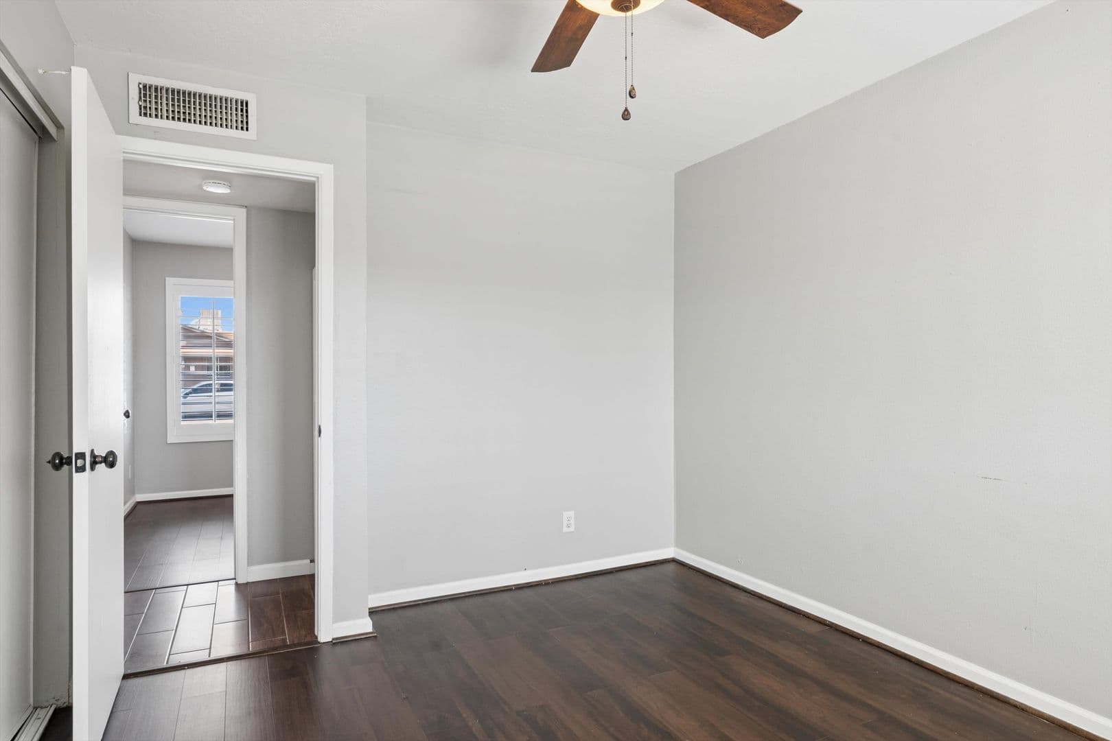 Phoenix House: 2327 W Sunnyside Avenue