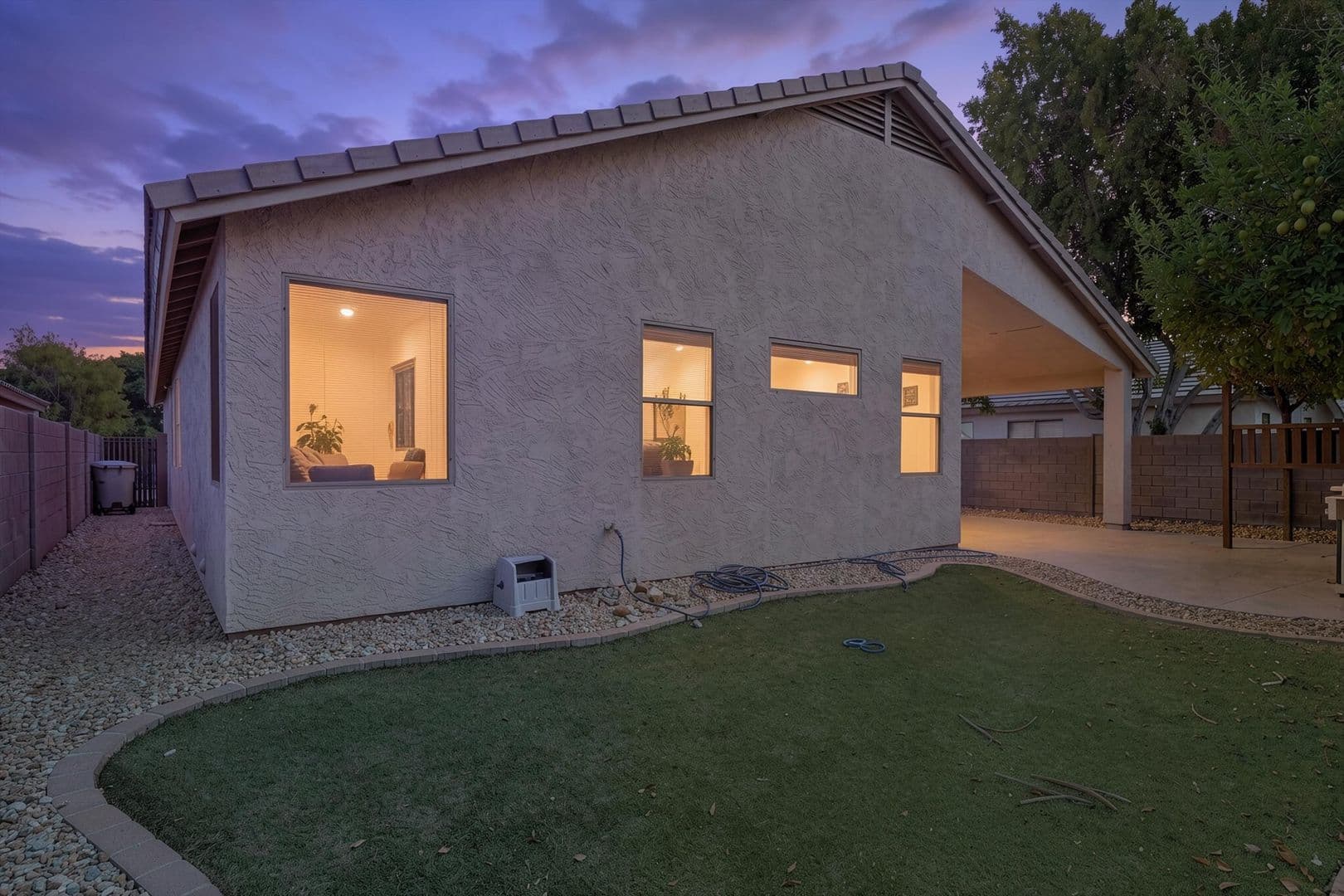 Peoria House: 9161 W Salter Drive