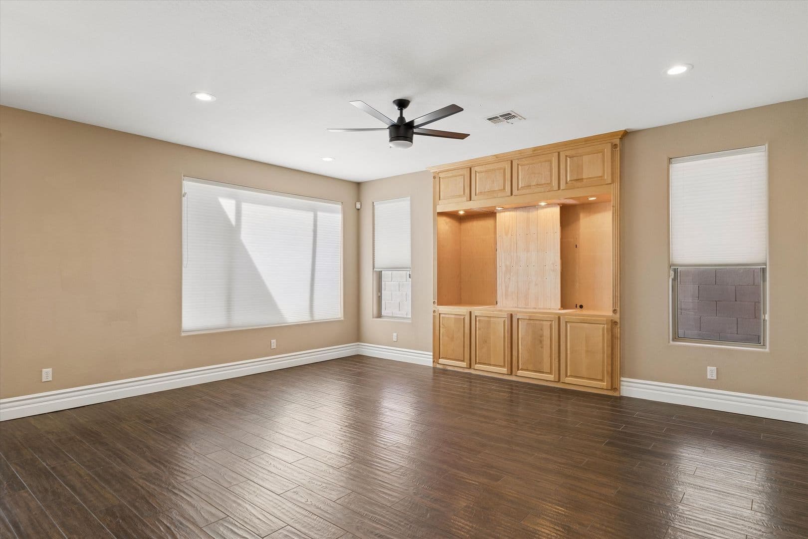Cave Creek House: 4151 E Andrea Drive