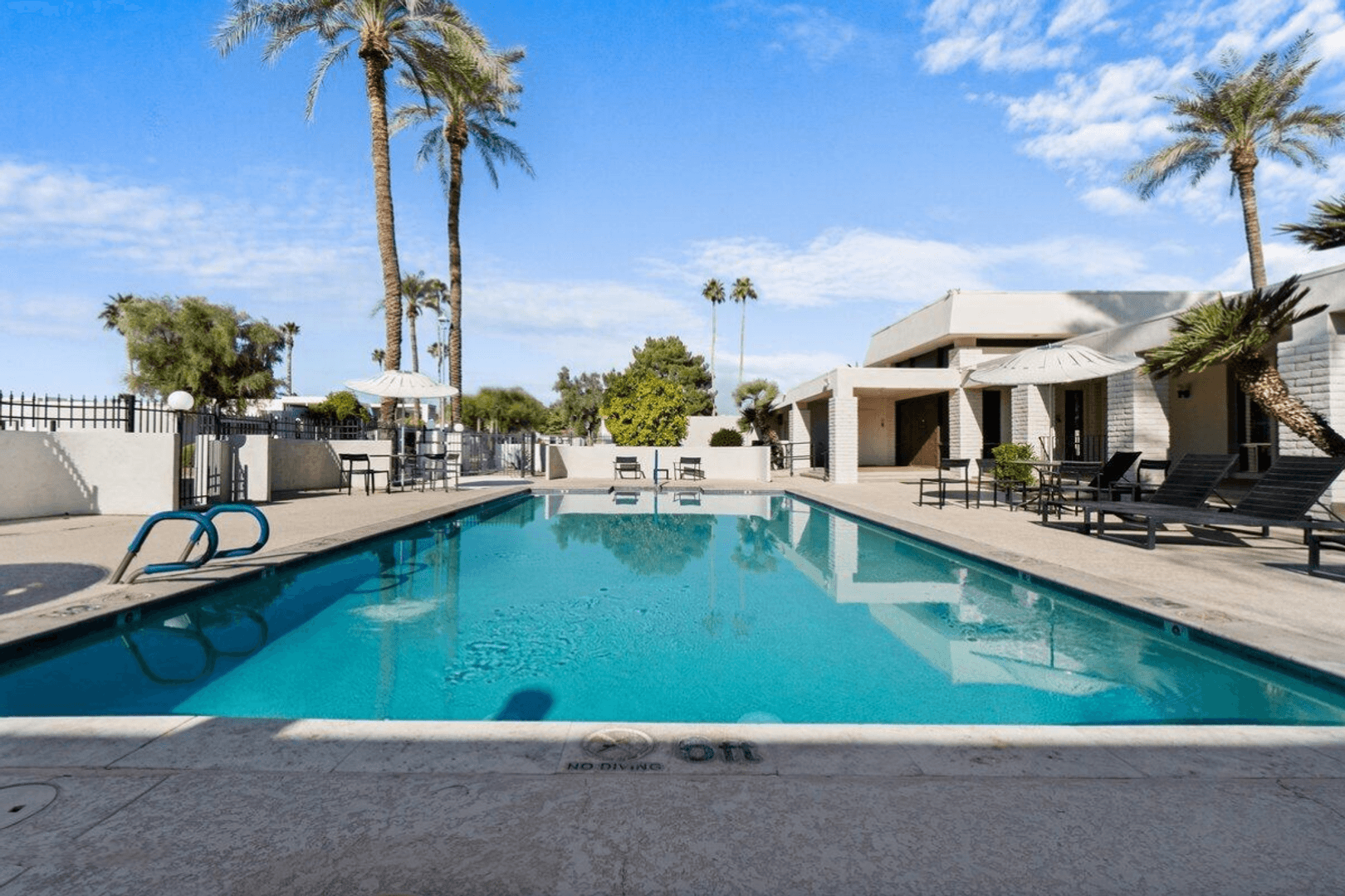 Scottsdale House: 8773 E Via De Sereno