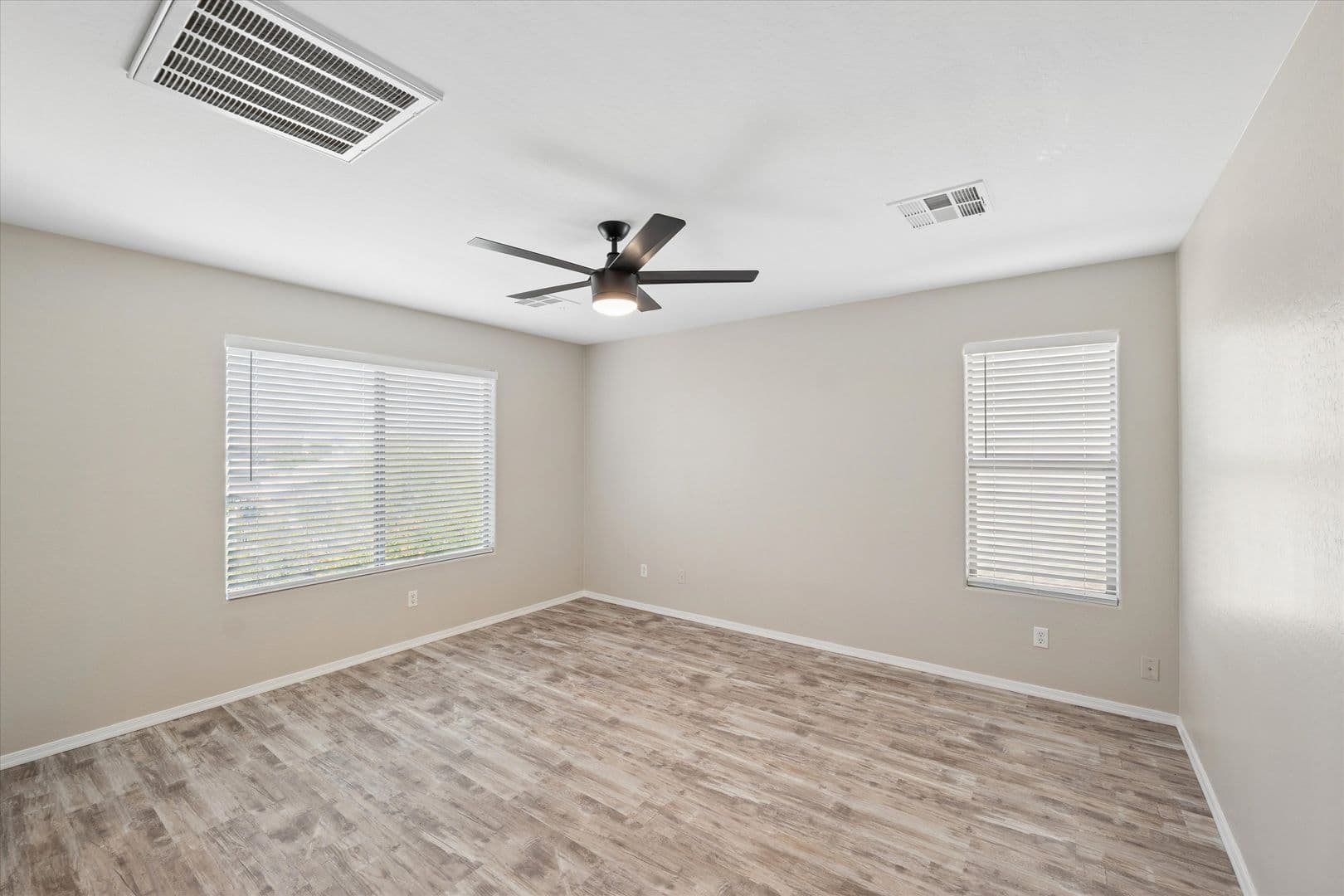 Cave Creek House: 4724 E Preserve Way