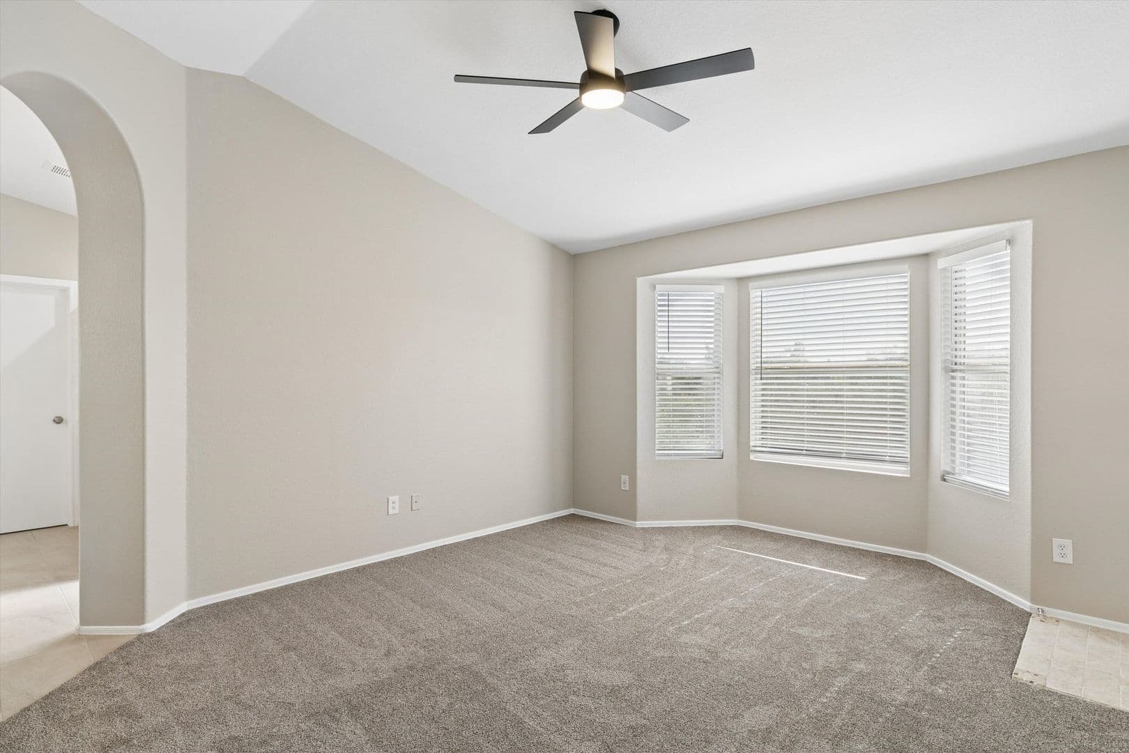 Cave Creek House: 26803 N 43rd Street
