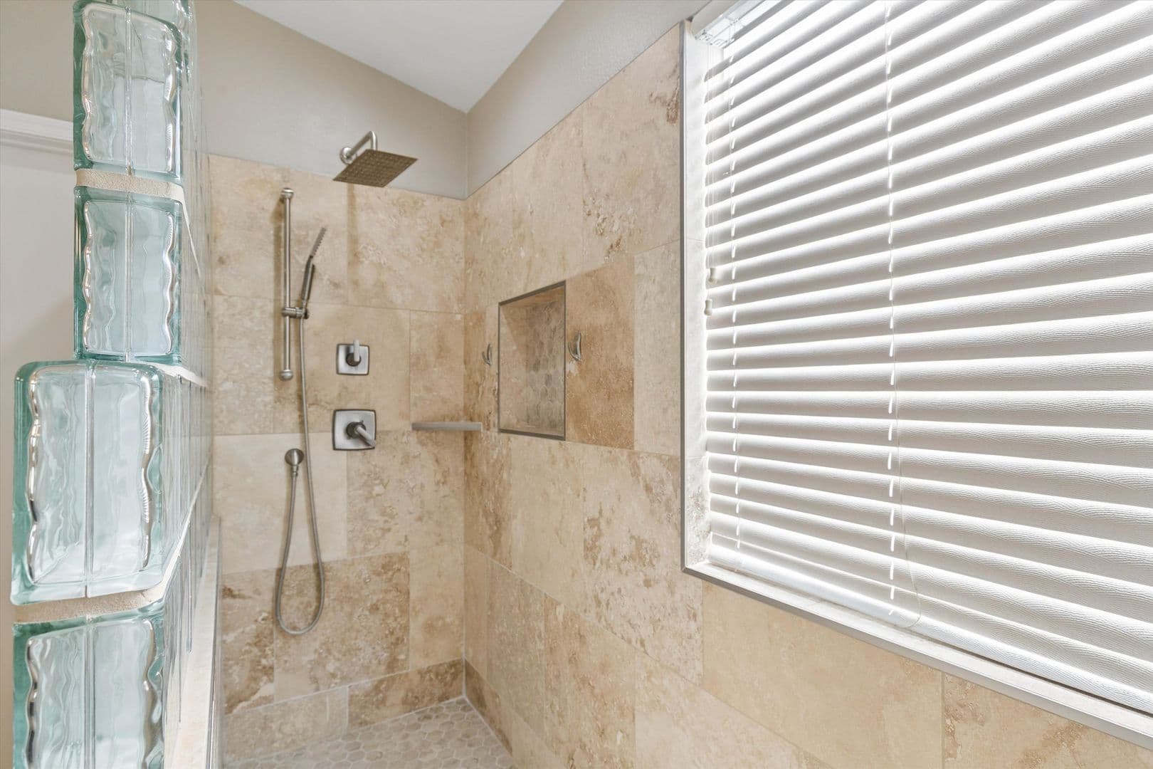 Cave Creek House: 26803 N 43rd Street