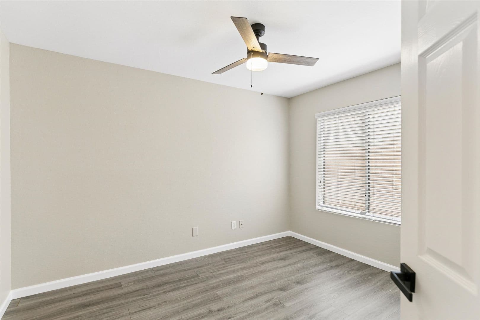 Peoria House: 17857 N 85th lane