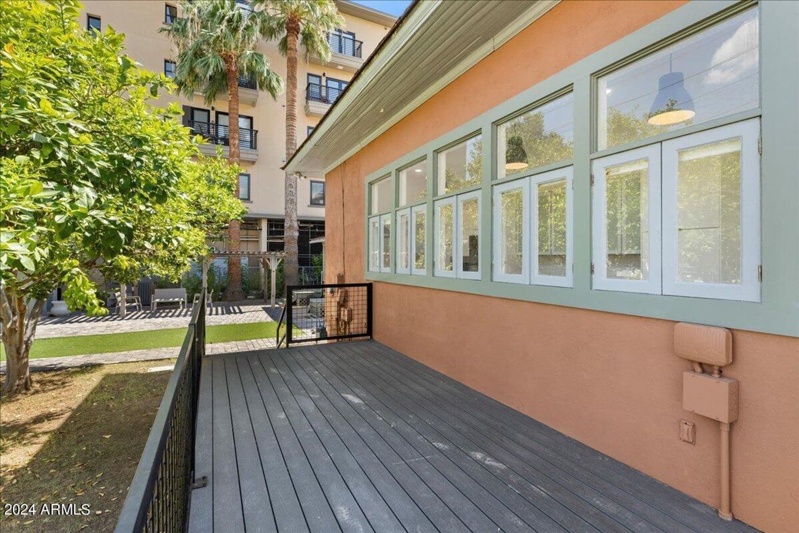 Phoenix House: 825 N 3rd Avenue
