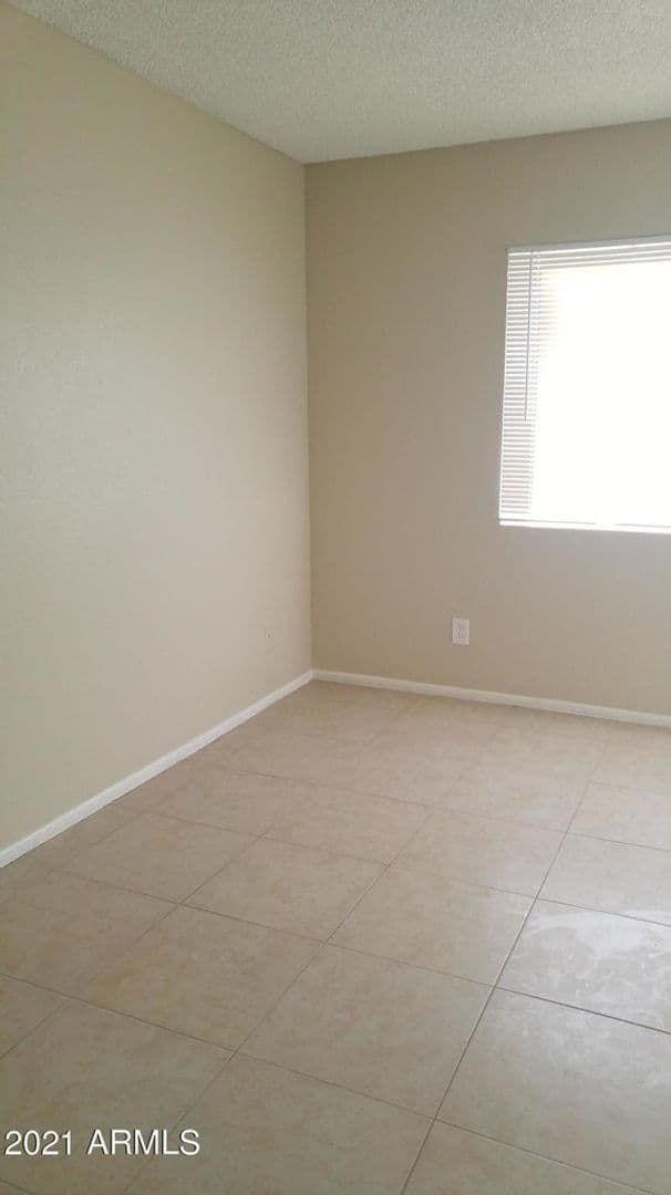 Phoenix Apartment: 2808 E Le Marche Ave