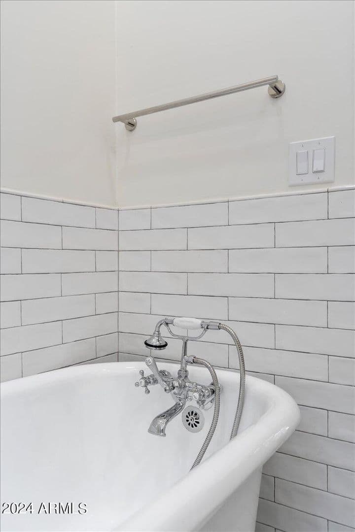 Phoenix House: 825 N 3rd Avenue