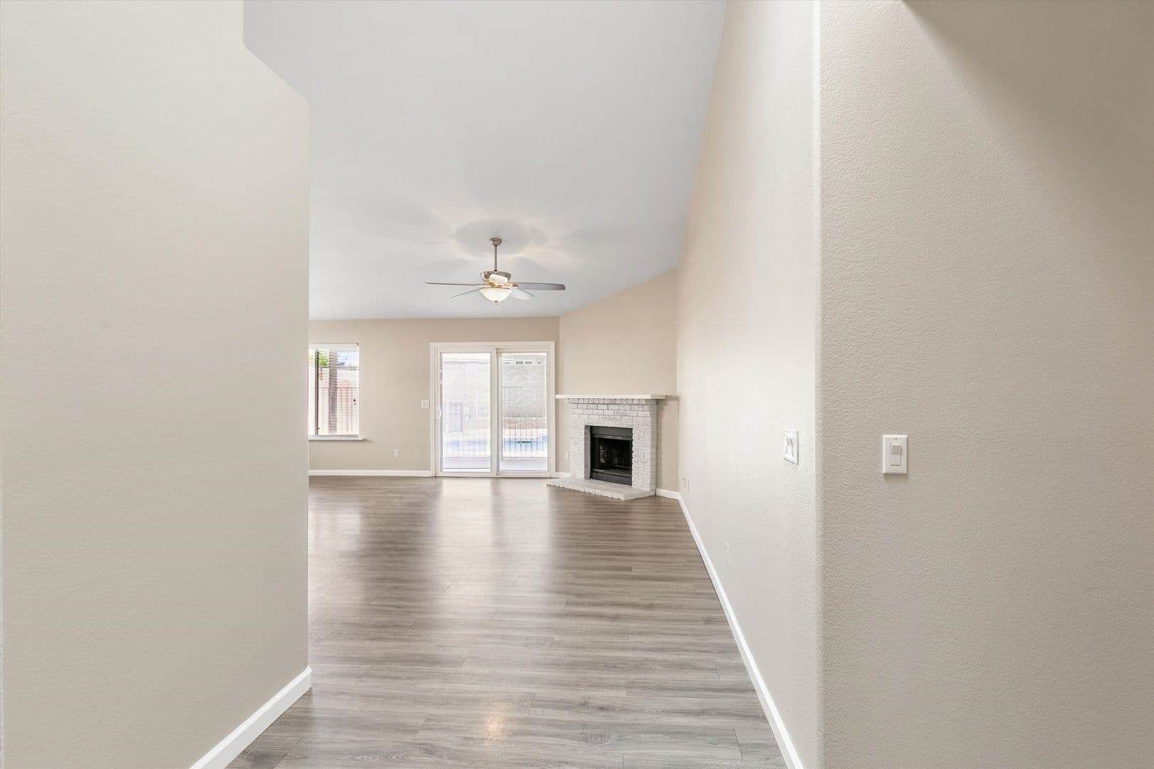 Peoria House: 17857 N 85th lane