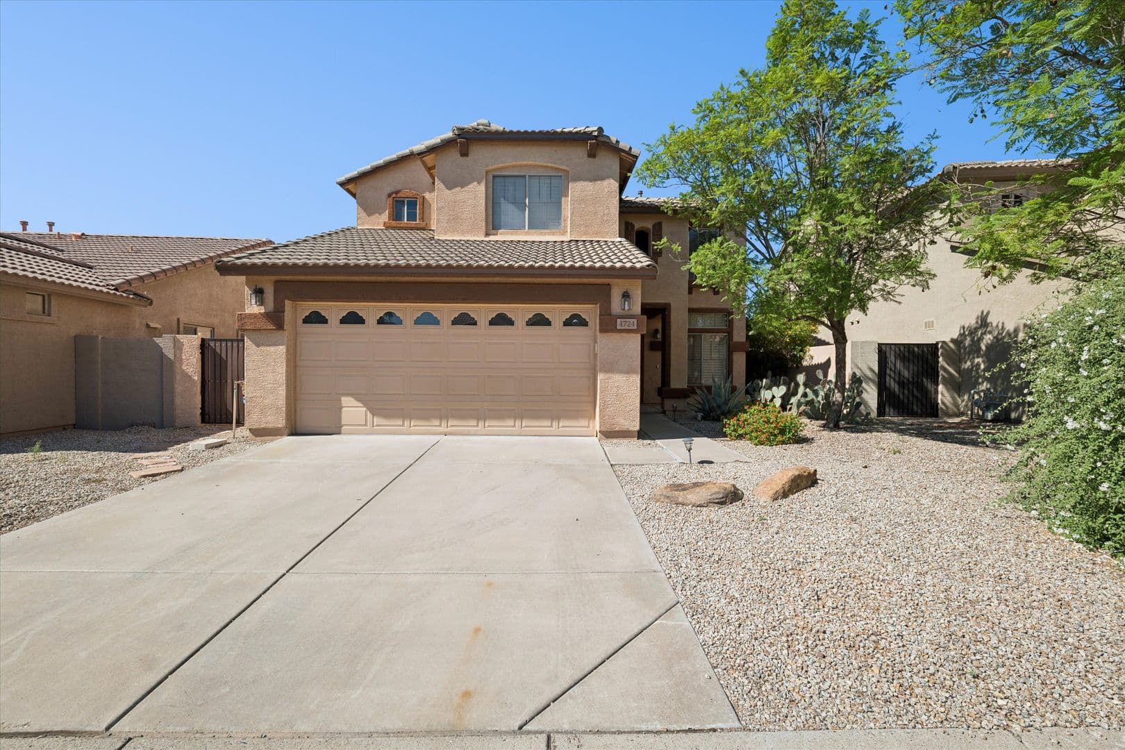 Cave Creek House: 4724 E Preserve Way
