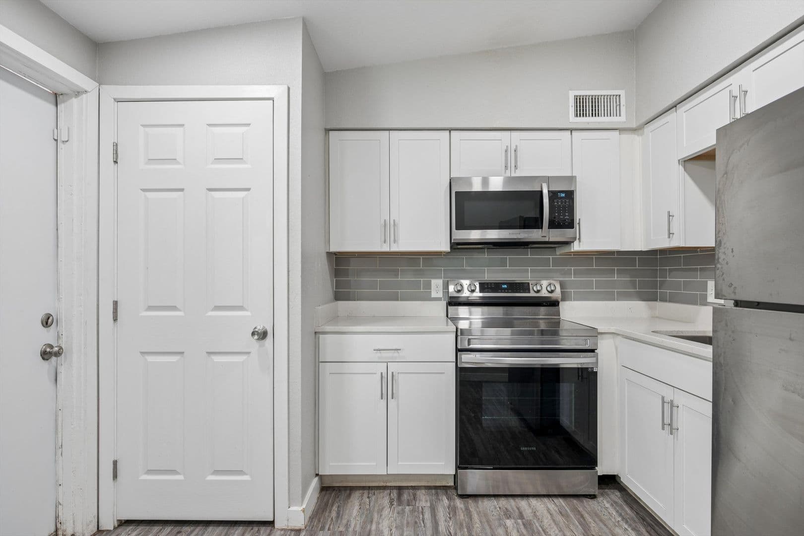 Mesa Apartment: 449 N Williams