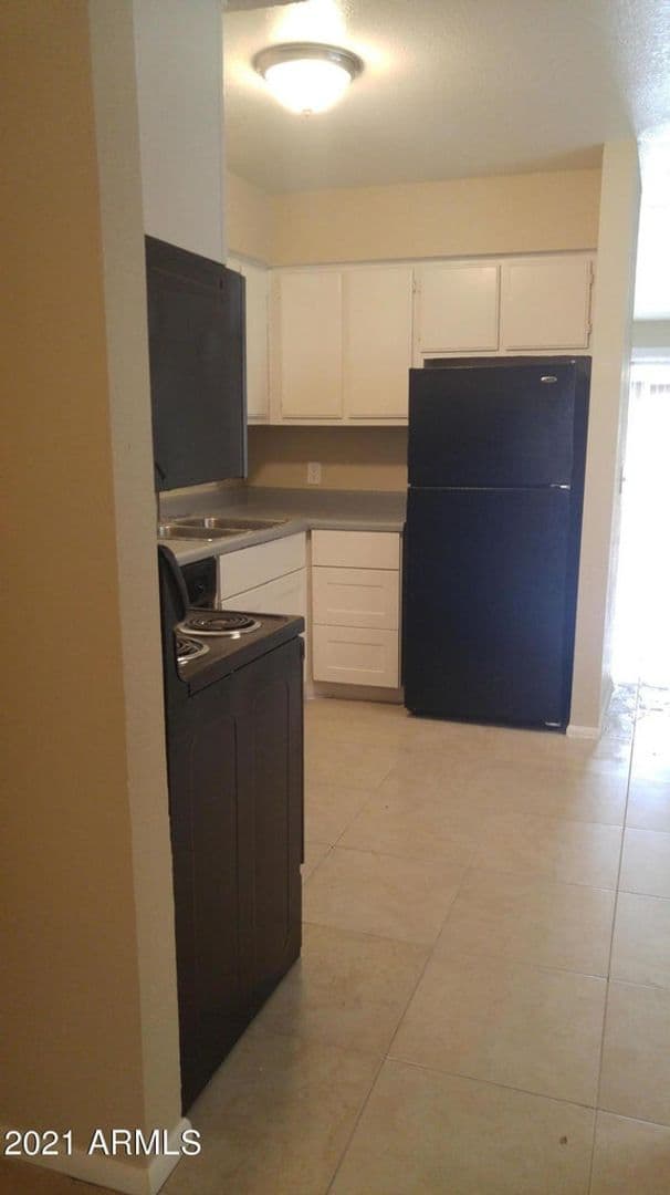 Phoenix Apartment: 2808 E Le Marche Ave