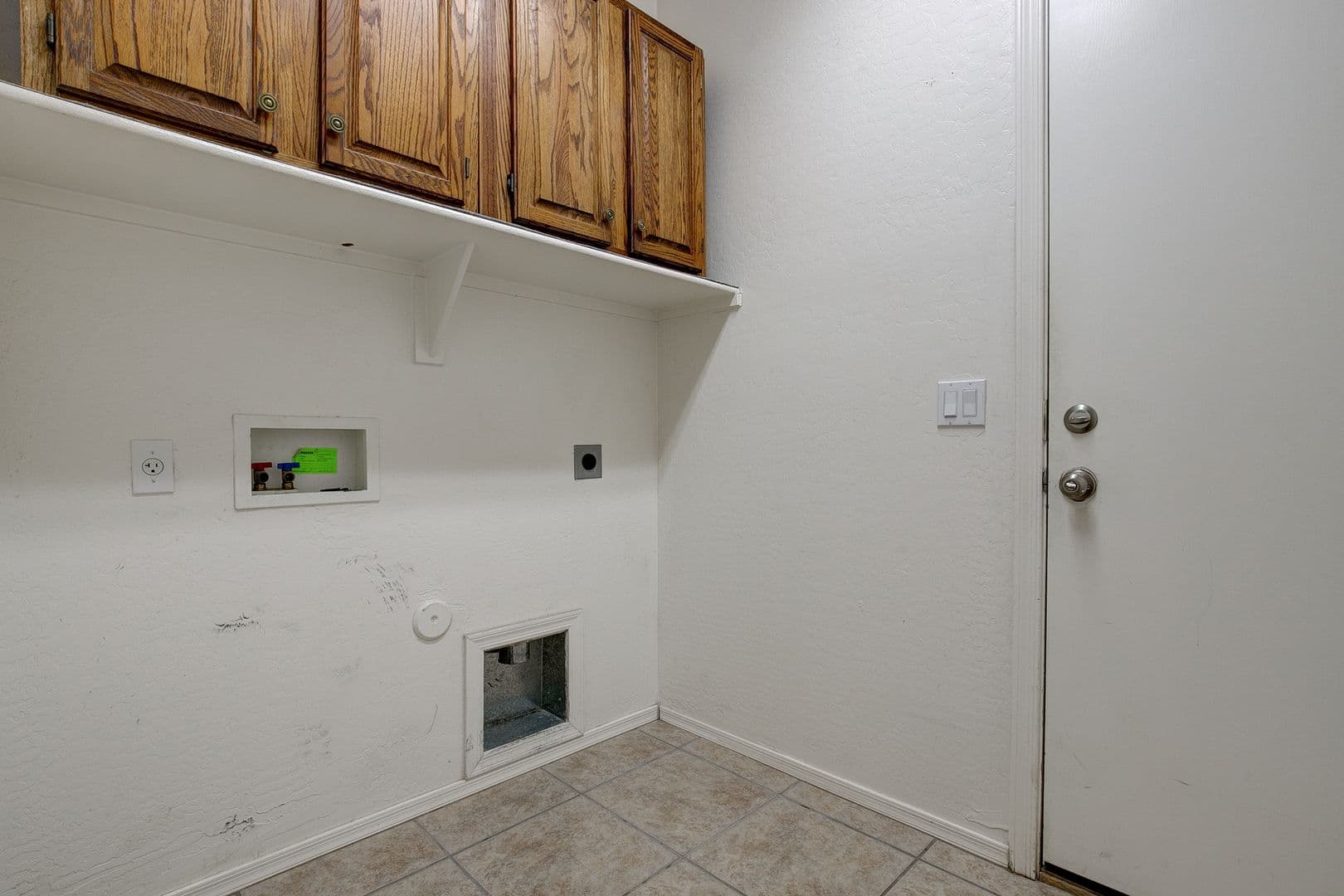 Surprise House: 13643 W Country Gables Drive