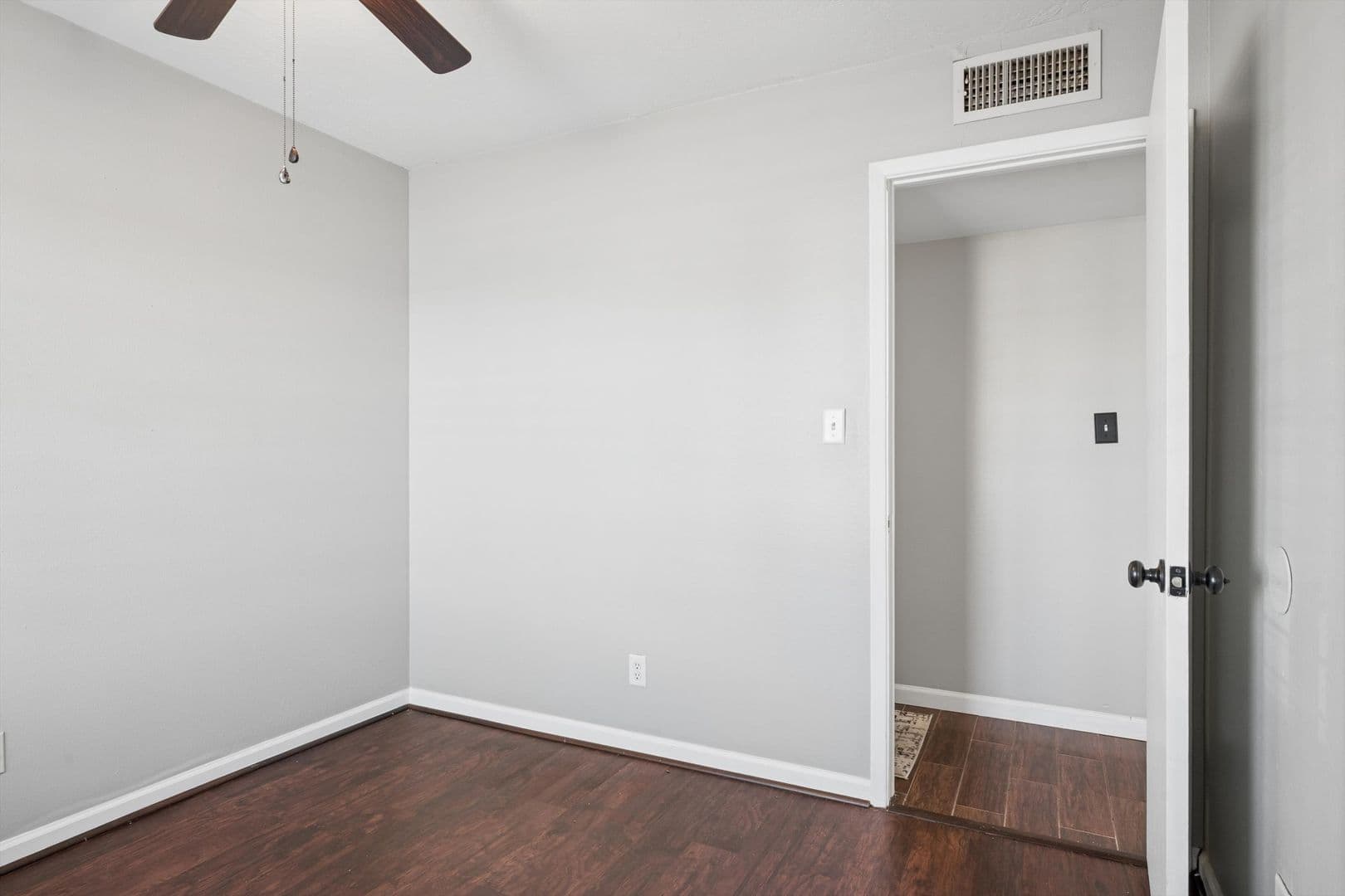 Phoenix House: 2327 W Sunnyside Avenue