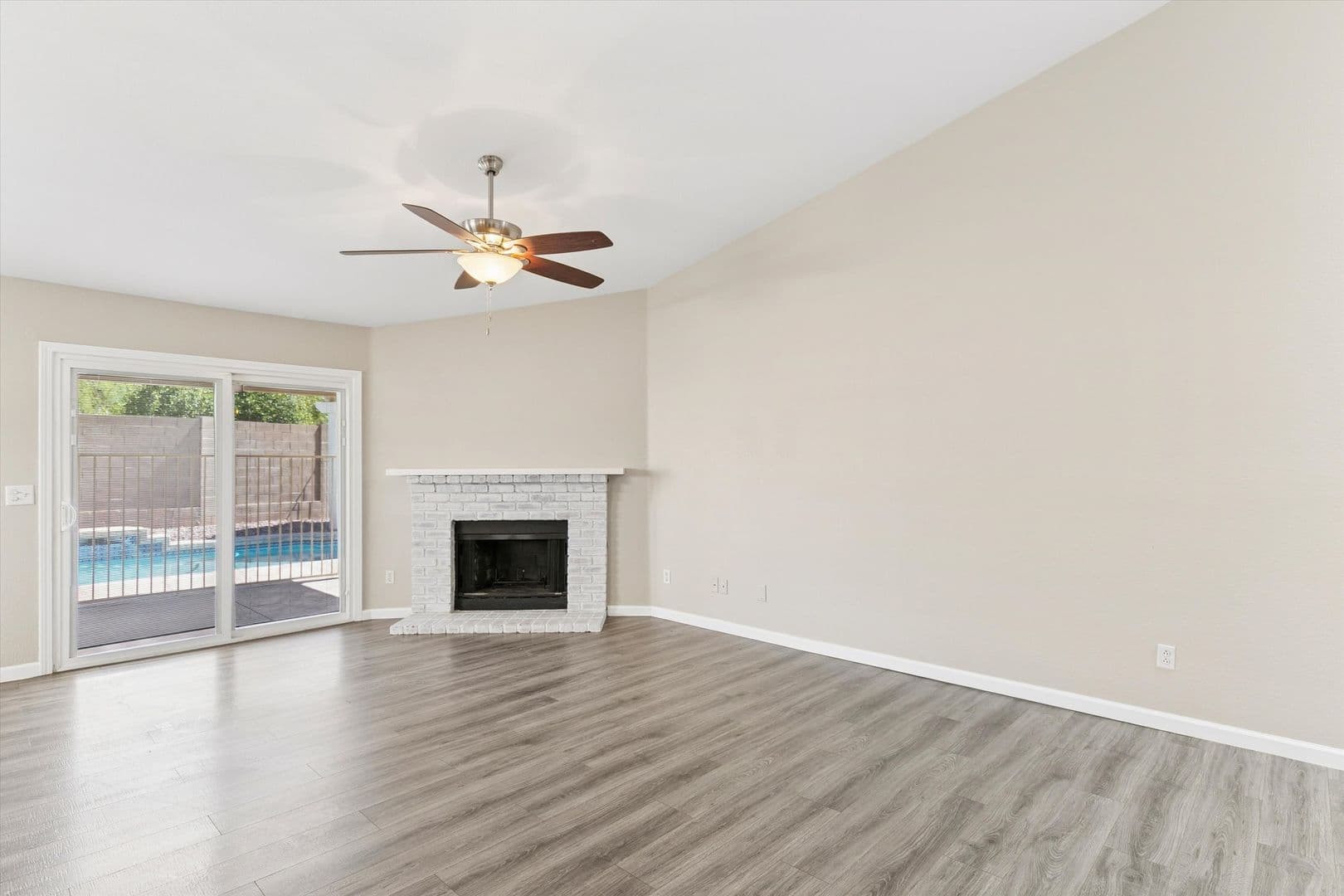Peoria House: 17857 N 85th lane