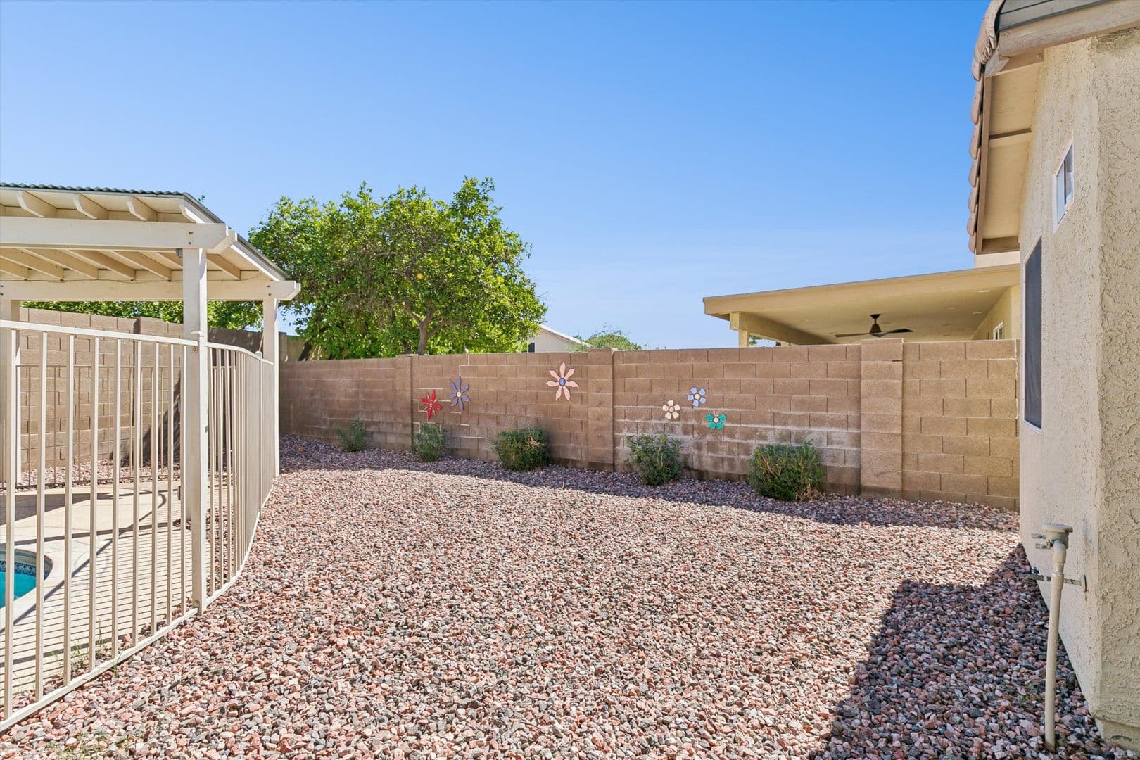 Peoria House: 17857 N 85th lane