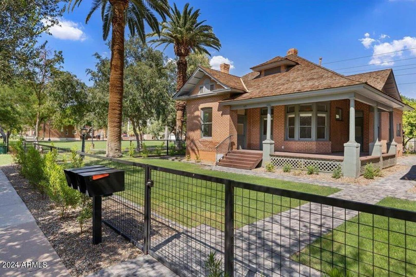 Phoenix House: 825 N 3rd Avenue
